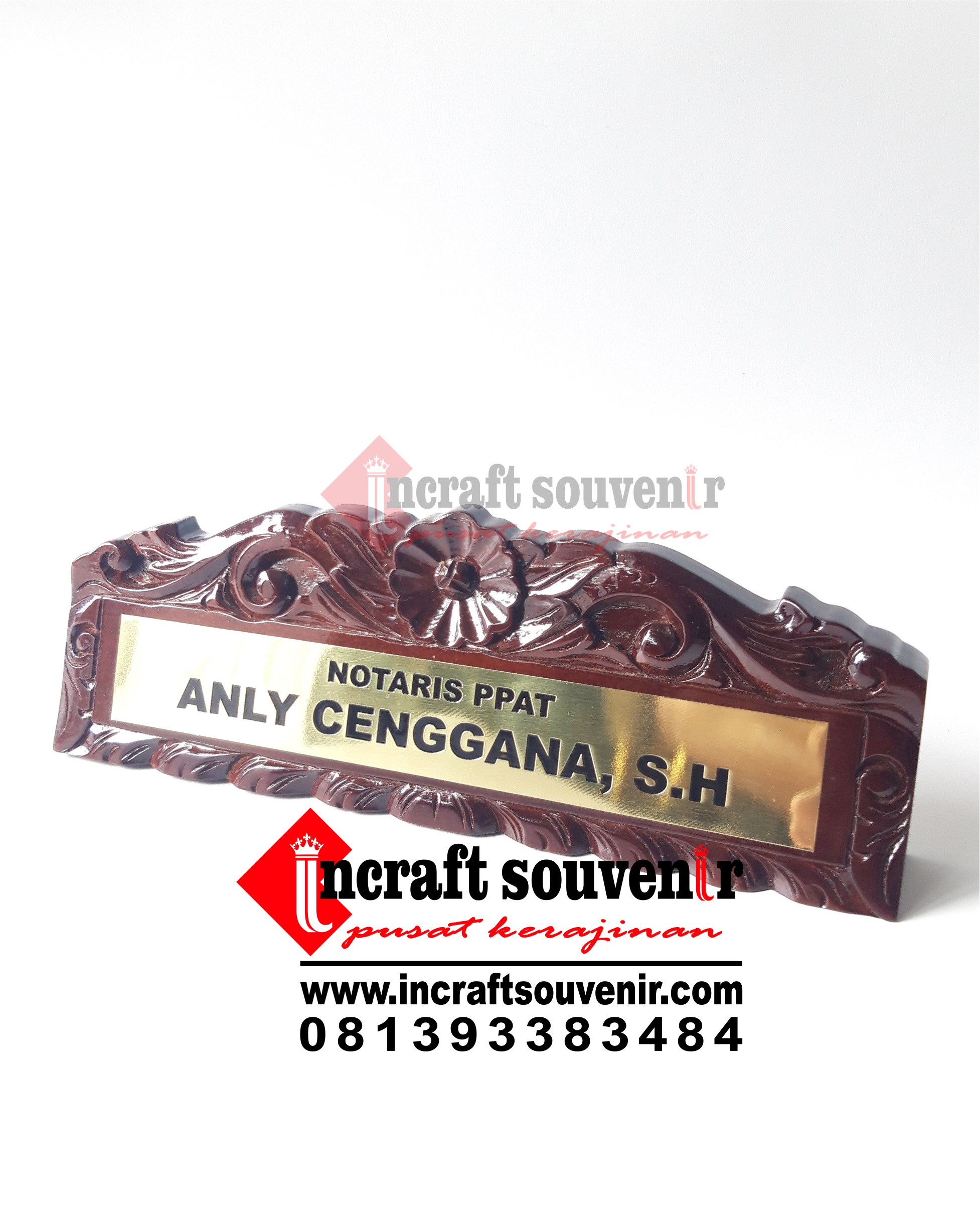 Souvenir Plakat Kayu Nama Meja PK1 Plakat Souvenir